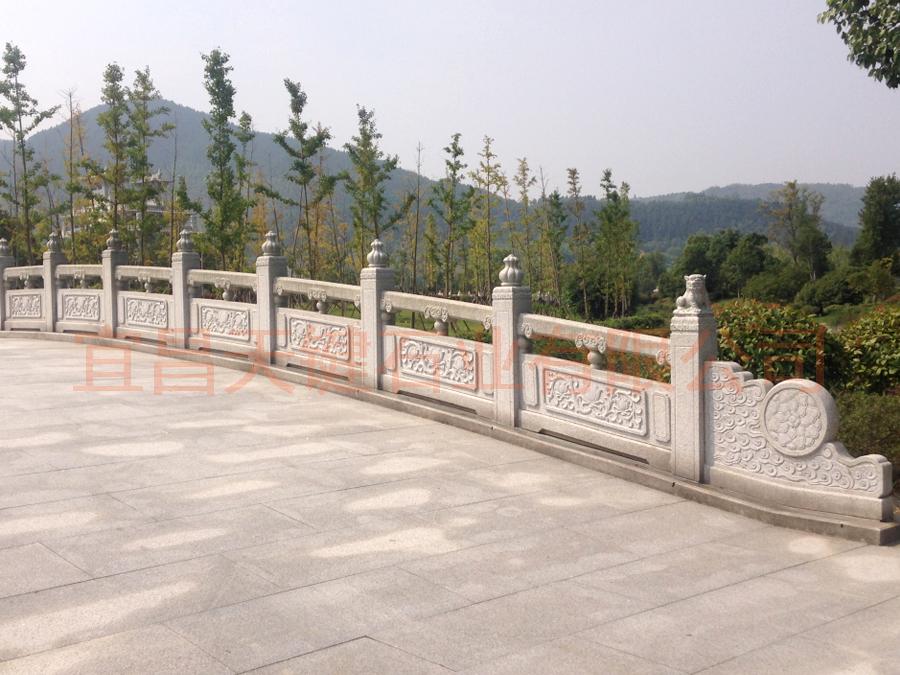 桥梁栏杆.jpg